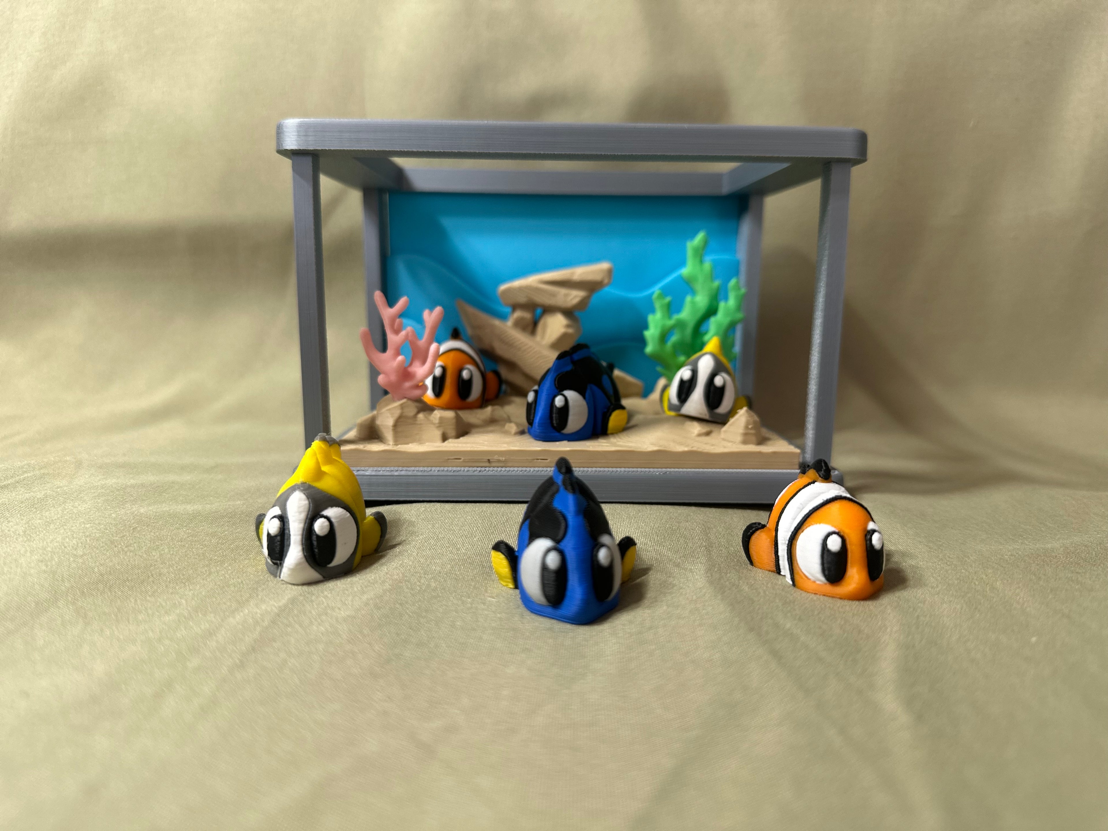 3D Printed Toy Fish Tank