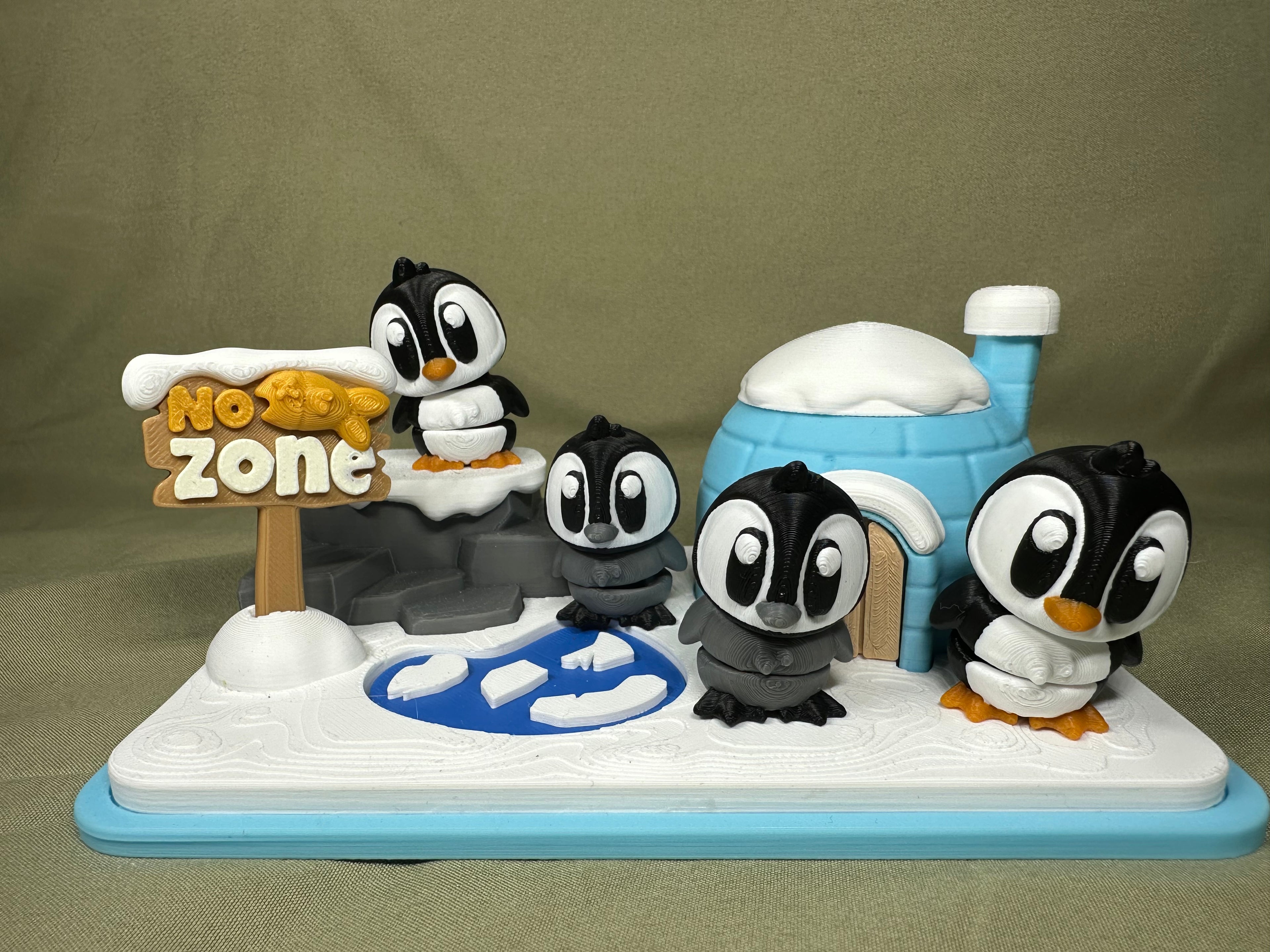Penguin and friends playset