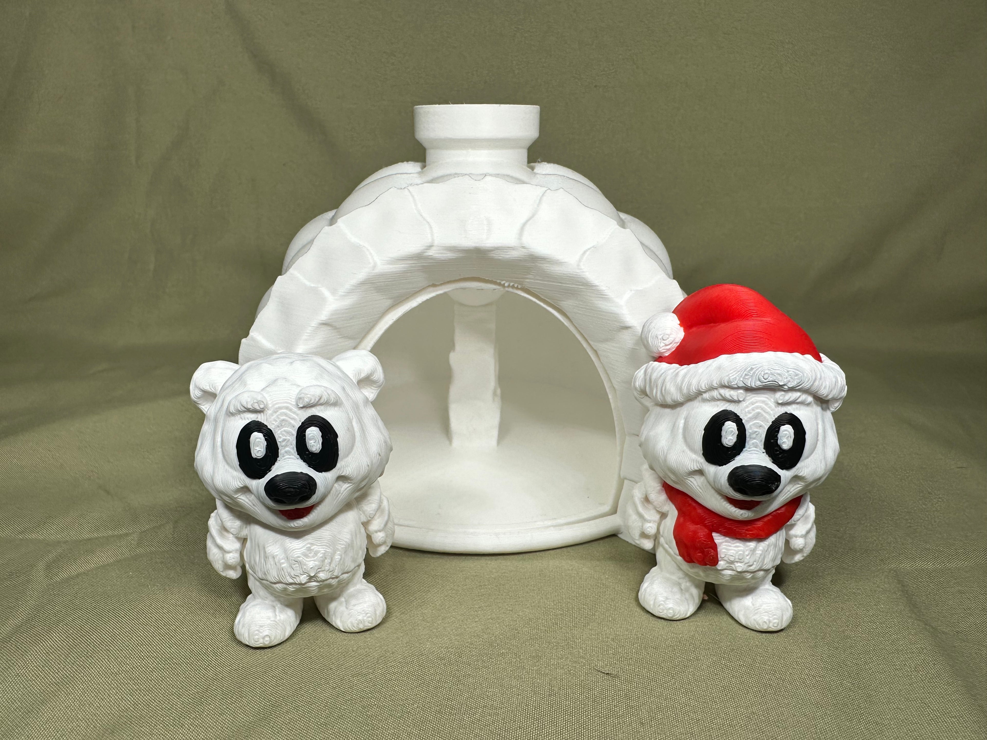 Igloo play set with friends